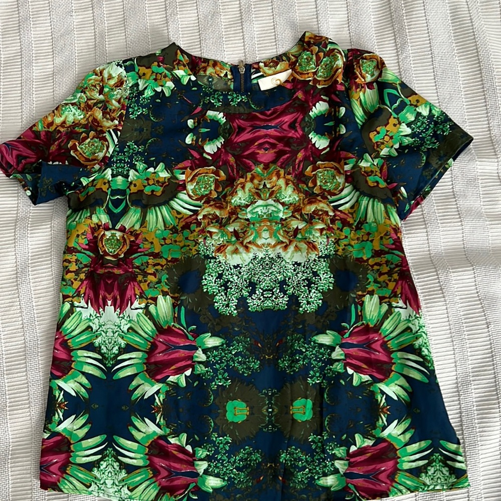 Collective Concept silk floral printed top
